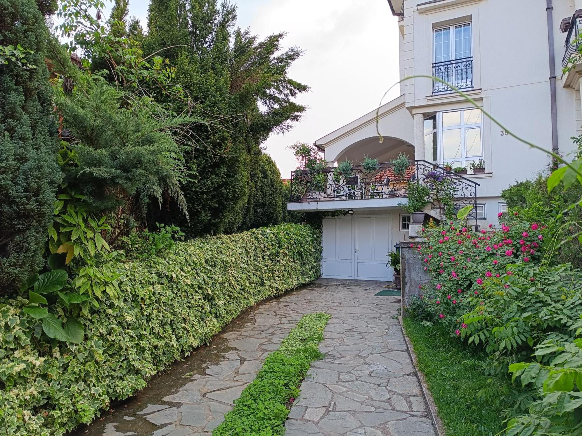 Vila Sentic Βράνιε Εξωτερικό φωτογραφία